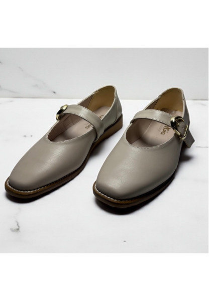 Altın Tokalı Bej Kadın Loafer  tipo