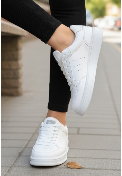 Beyaz-Beyaz Kalın Tabanlı Bağcıklı Kadın Sneaker 849₺ city