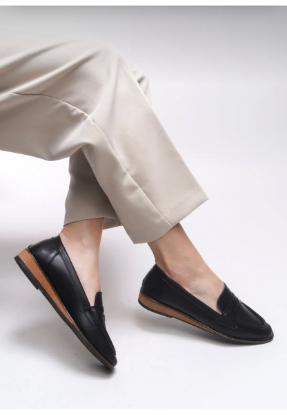 Siyah Düz Tabanlı Loafer Kraf
