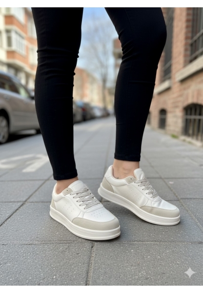 Kadın Bej Siyah Şeritli Kalın Tabanlı Spor Ayakkabı 849₺ city