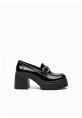  Siyah Rugan Tokalı Kalın Taban Kadın Loafer 849₺ yumi