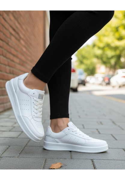 Beyaz-Beyaz Kalın Tabanlı Bağcıklı Kadın Sneaker 849₺ city