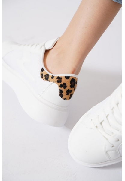 Leopar Detaylı Kalın Taban Fileli Beyaz Sneaker pene
