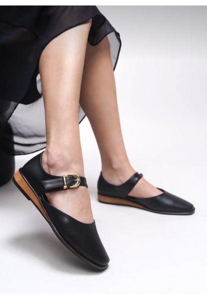 Klasik Gold Tokalı Siyah Loafer aden