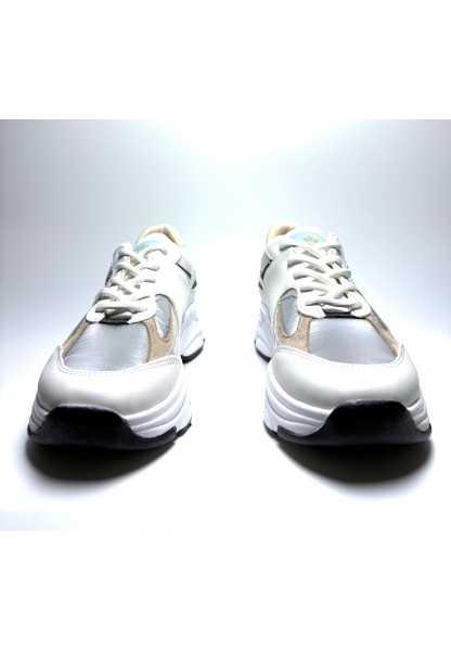 Gümüş Detaylı Kalın Taban Kadın Sneaker keme