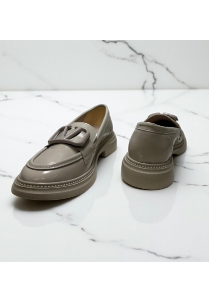 Kalın Tabanlı Bej Rugan Kadın Loafer mila