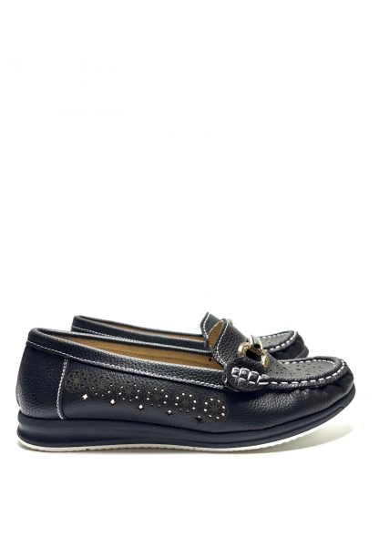 Metal Tokalı Delikli Siyah Kadın Loafer Metak