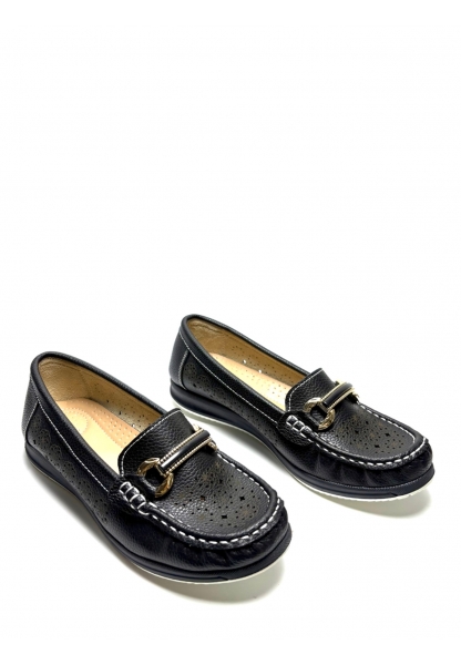 Metal Tokalı Delikli Siyah Kadın Loafer Metak