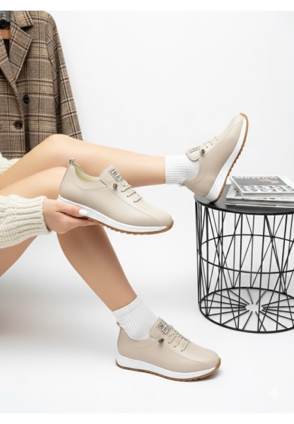 Vegan Deri Bej Kadın Sneaker 590₺ | Günlük Rahat ve Şık Suni Deri Spor Ayakkabı Modelleri