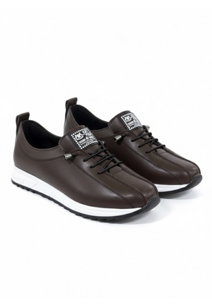 Vegan Deri Kahverengi Kadın Sneaker 590₺ | Beyaz Tabanlı Suni Deri Günlük Spor Ayakkabı