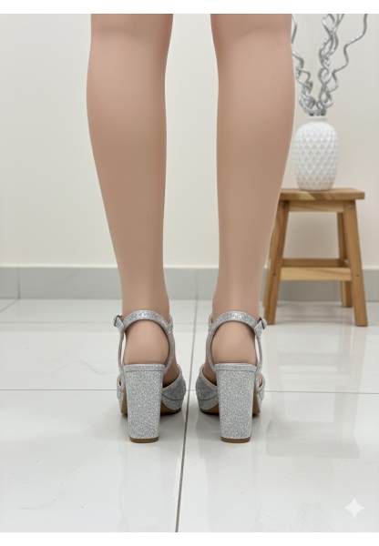 Gümüş Simli Taş Detaylı Kalın Topuklu Platform Sandalet - BILAY 599₺