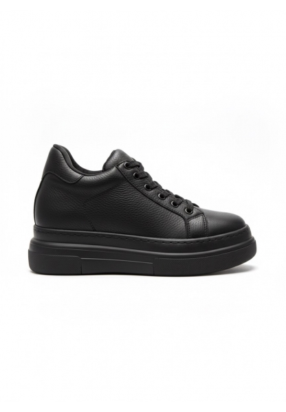 Siyah Bağcıklı Kalın Platform Kadın Sneaker 1190₺| SPK805